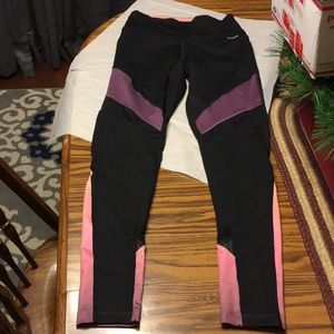 PINK ultimate leggings
